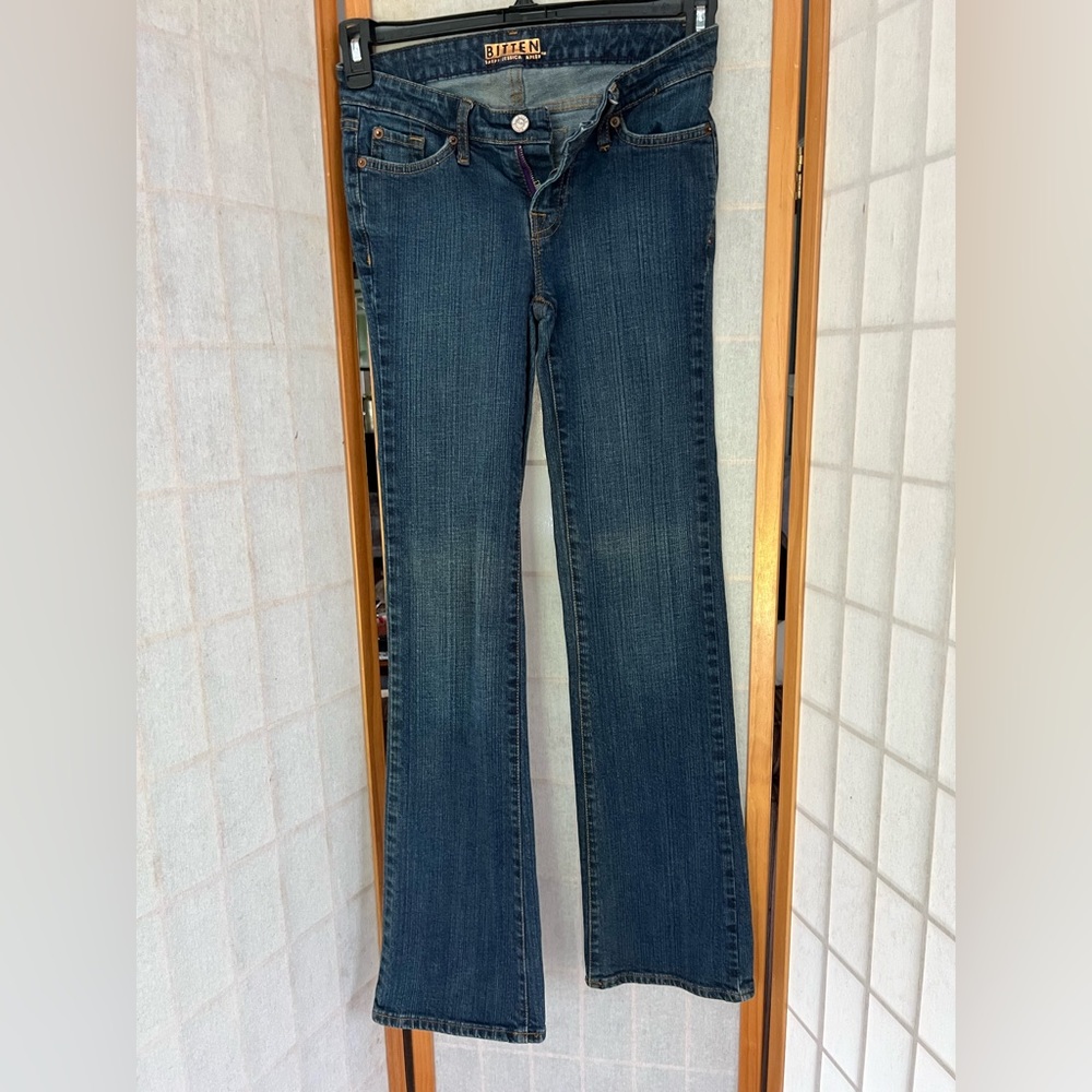 🔥SALE! Sarah Jessica Parker Bitten Jeans
